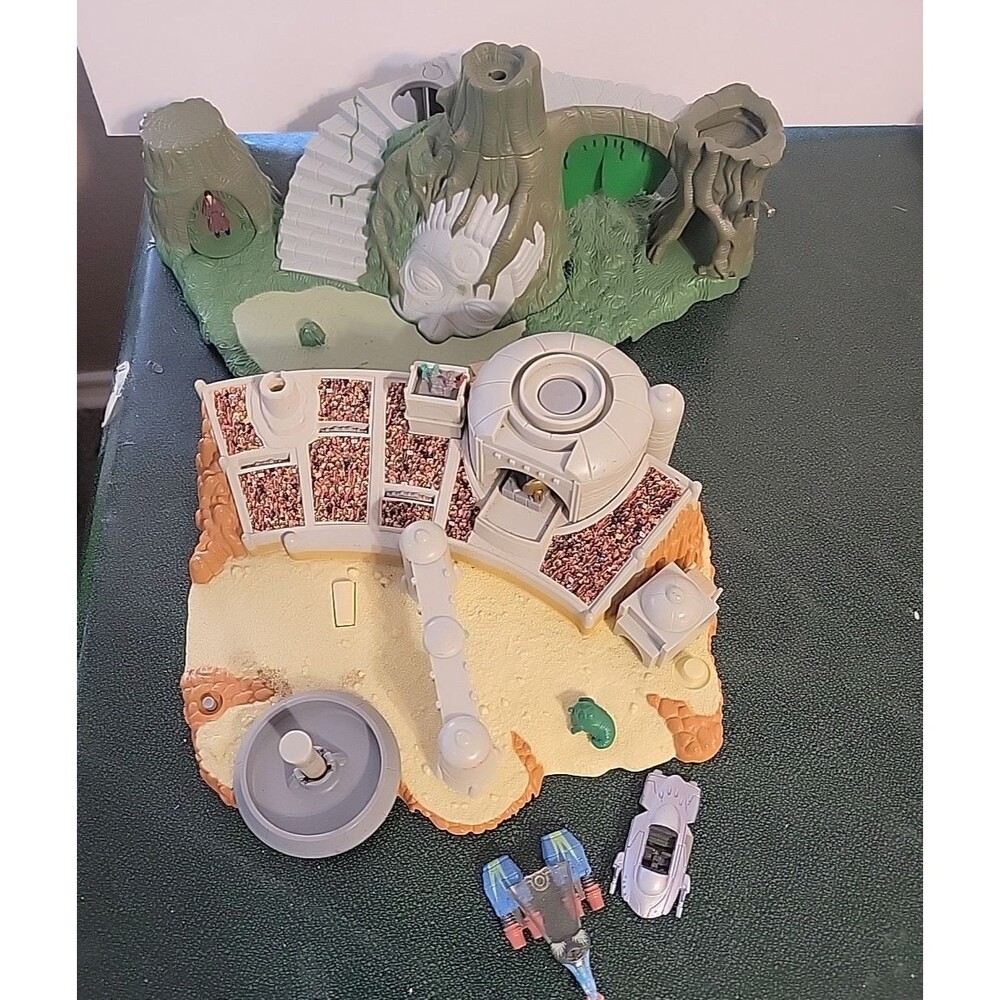 Star Wars Figures‎ Action Figures Micro Machine playsets NOT COMPLETE